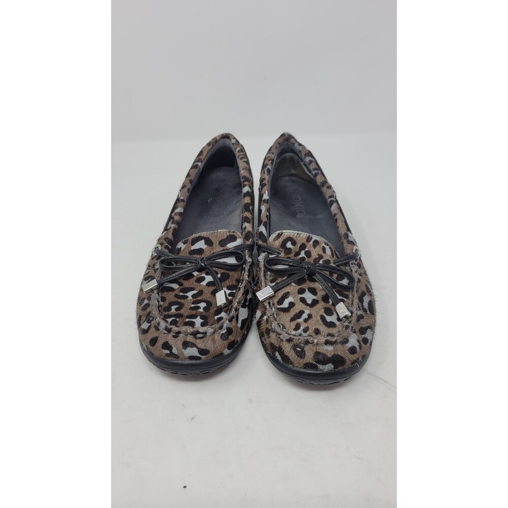 Vionic by Orthaheel Charm Pacific Tan Leopard Women's Loafer